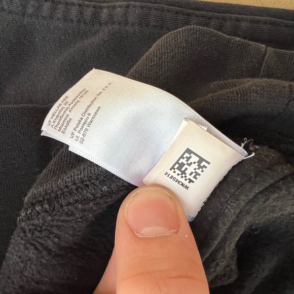 The North Face Black Hoodie - Picture 4 of 5